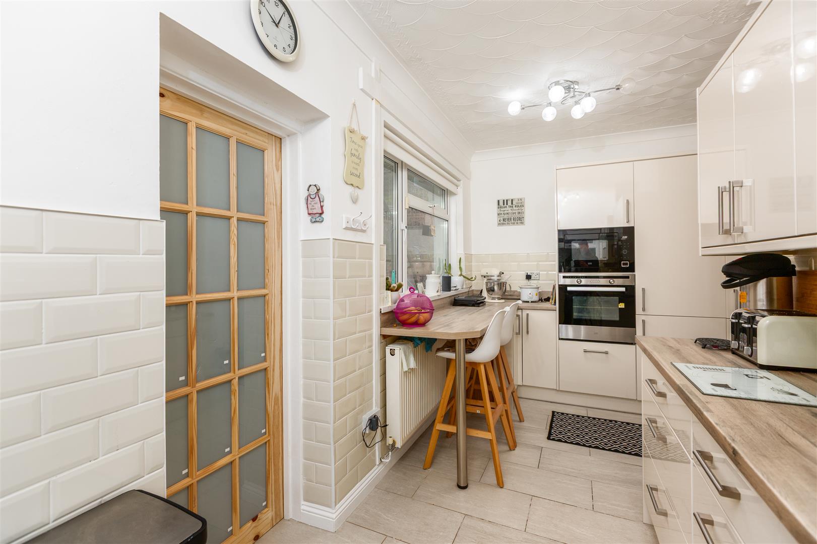 Gwscwm Road, Burry Port, SA16 0BS